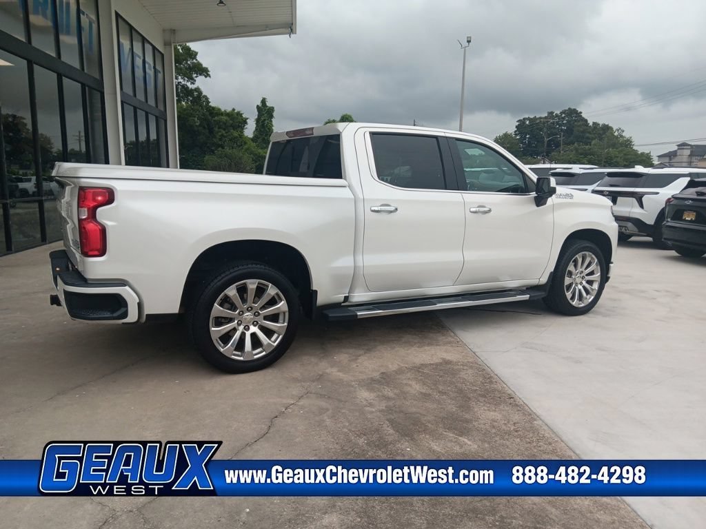 Used 2019 IRIDESCENT PEARL TRICOAT Chevrolet High Country image 13