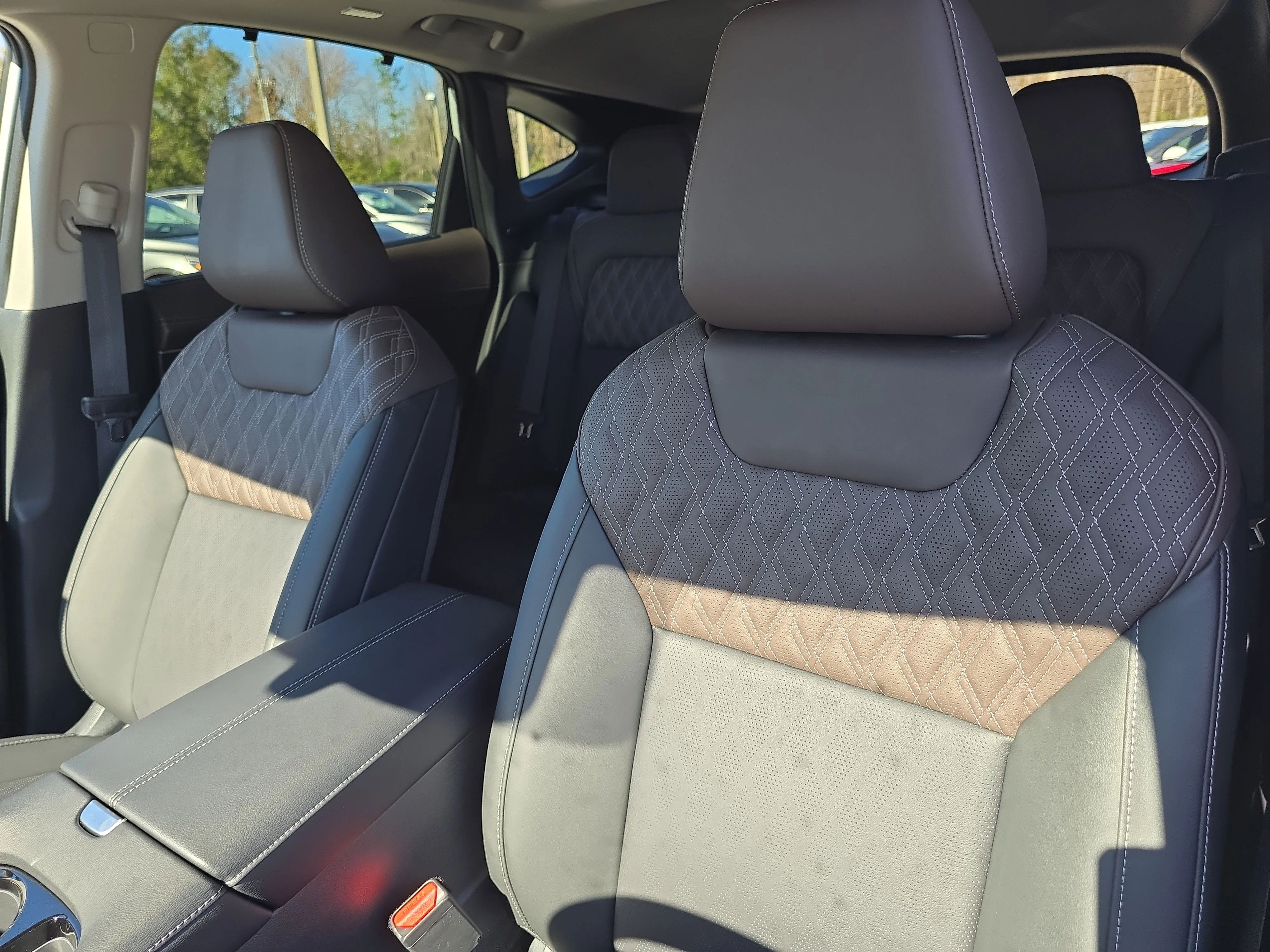 New 2026 Everest White Pearl TriCoat Nissan Platinum image 24