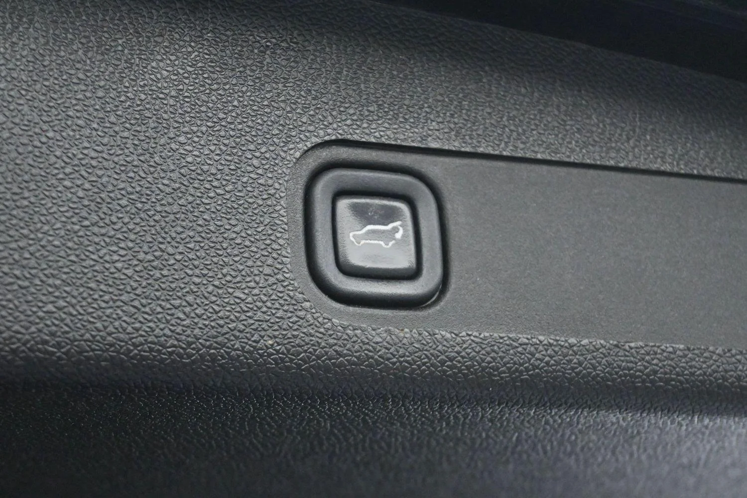 Used 2014 ONYX BLACK GMC Denali image 11