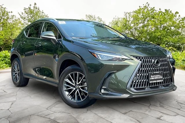 Certified Used 2025 Green Lexus 350 Base image 1