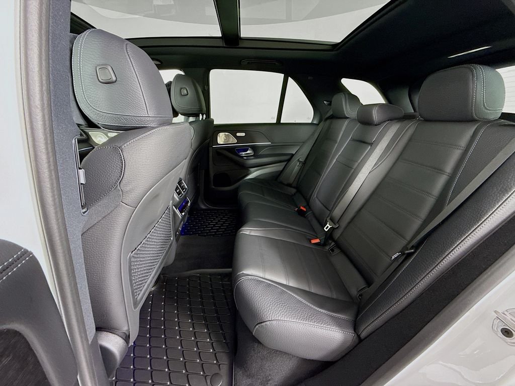 Used 2025 White Mercedes-Benz GLE 450 image 34