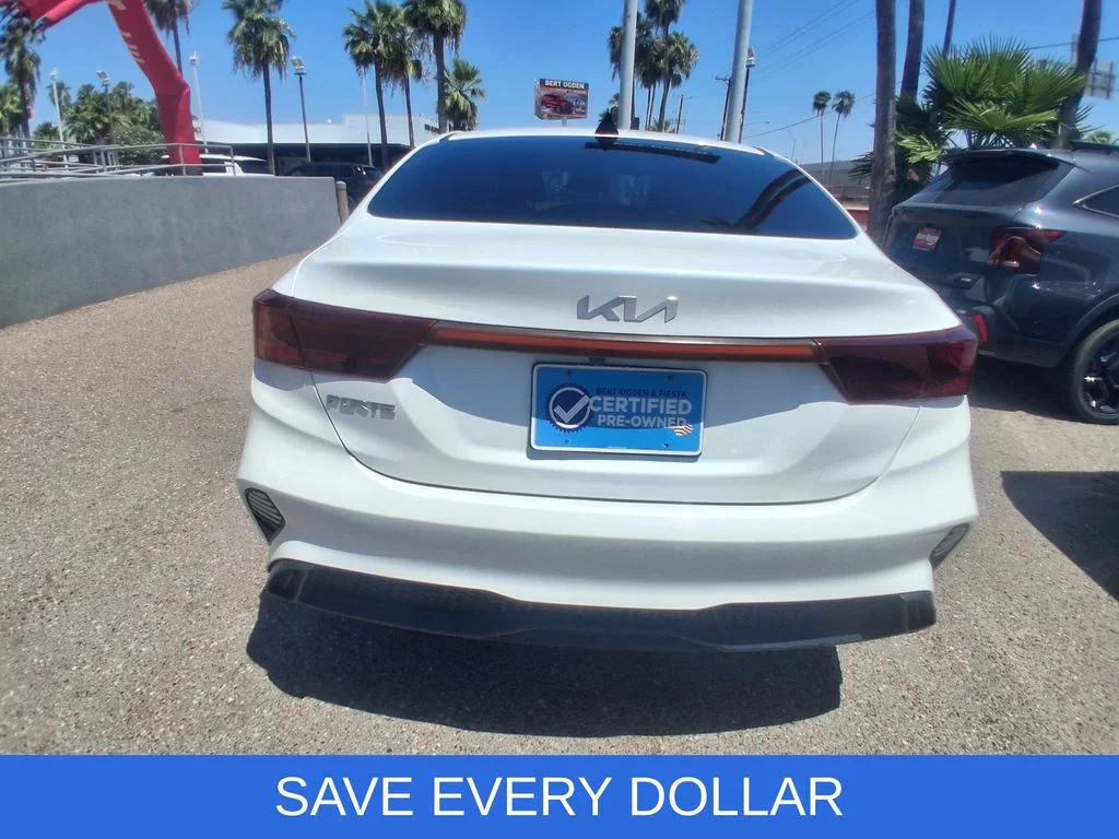 Used 2024 White Kia LXS image 6