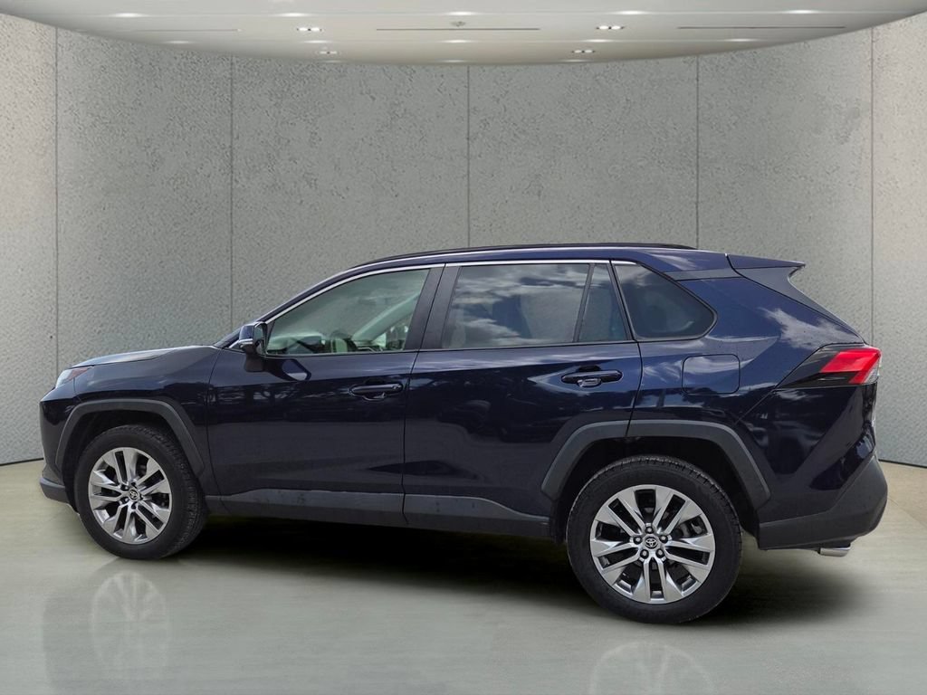 Used 2022 Blueprint Toyota XLE Premium image 8