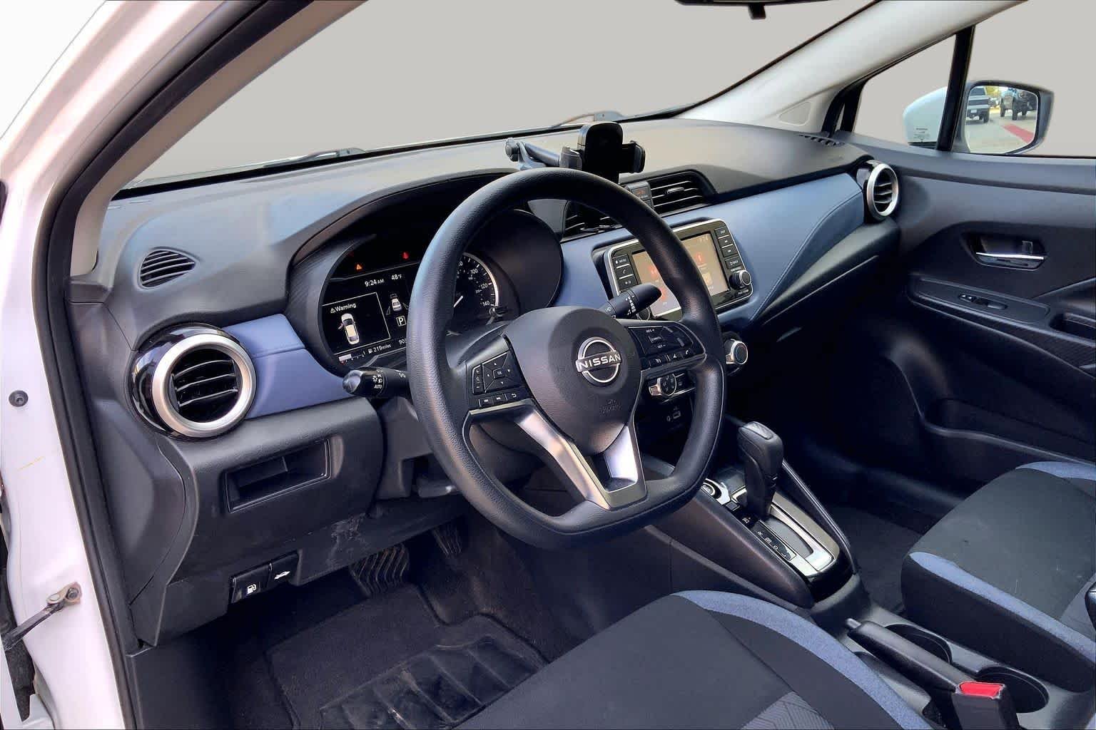 Used 2024 Aspen White Tricoat Nissan SV image 18