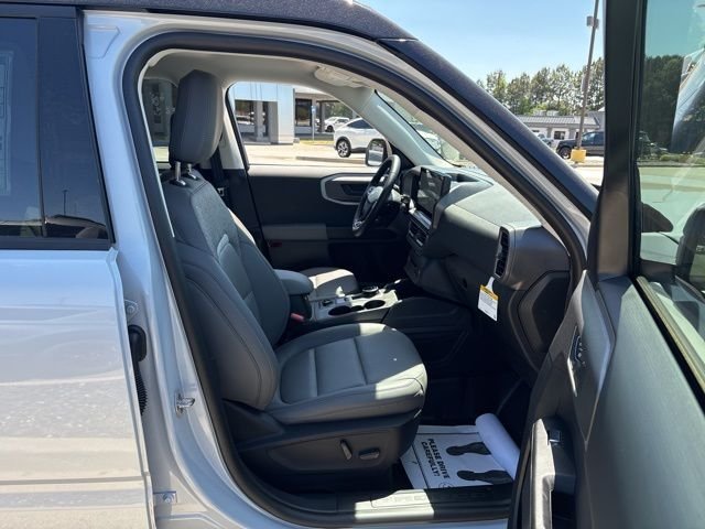 New 2026 Space White Metallic Ford Badlands image 21