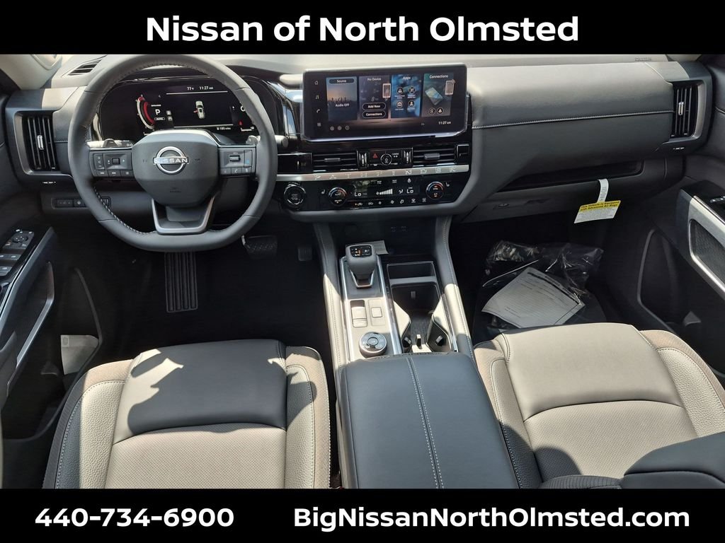 New 2026 Everest White Pearl TriCoat Nissan SL image 17