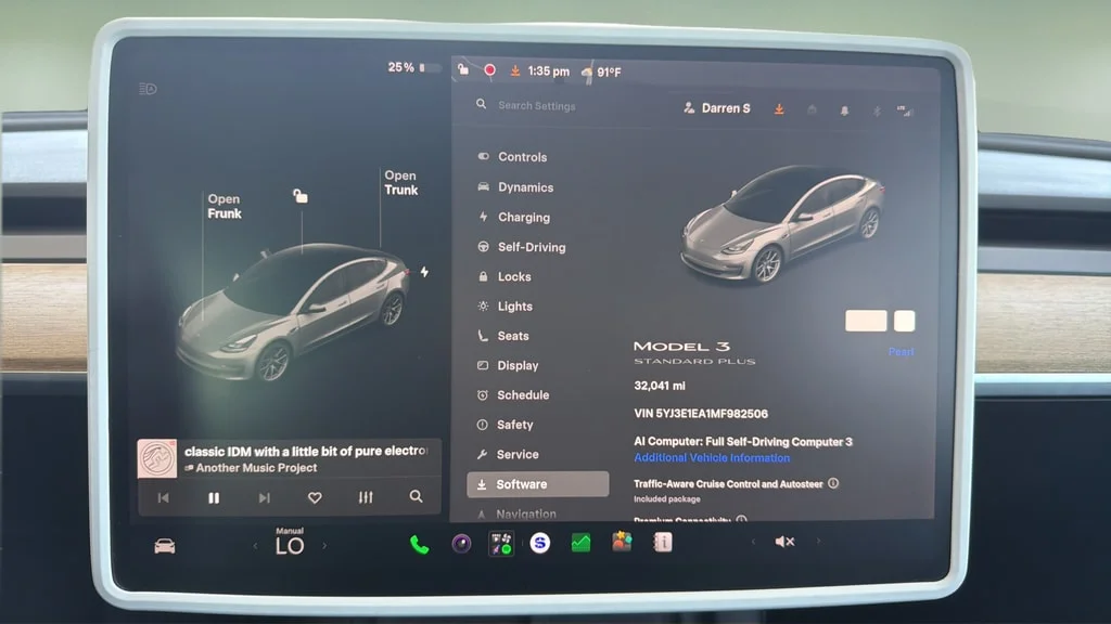 Used 2021 Pearl White Multi-Coat Tesla Standard Range Plus image 10