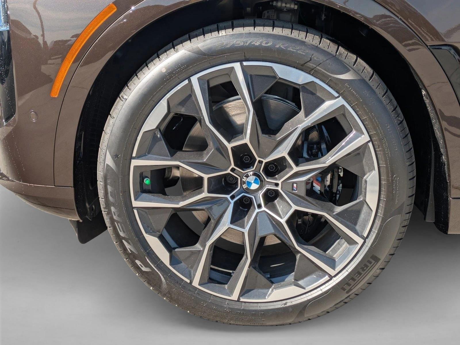 Used 2026 Macadamia Metallic BMW xDrive40i image 10