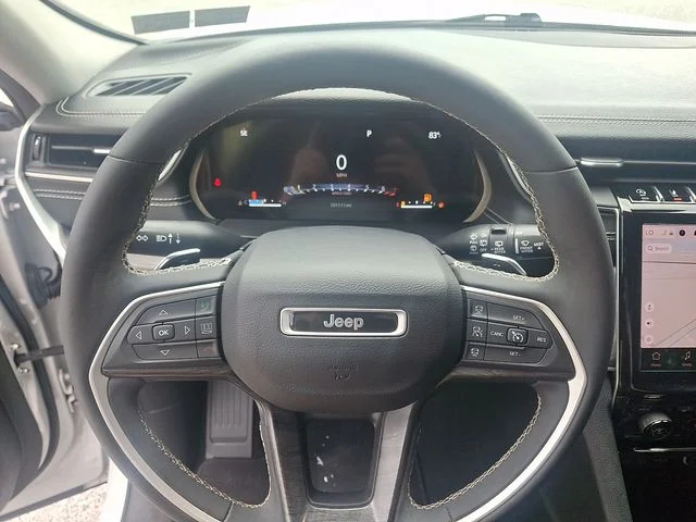 Used 2023 White Jeep Limited image 18