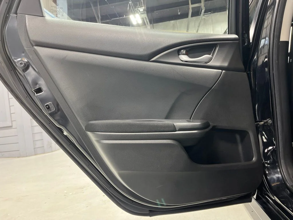 Certified Used 2019 Crystal Black Pearl Honda EX image 29