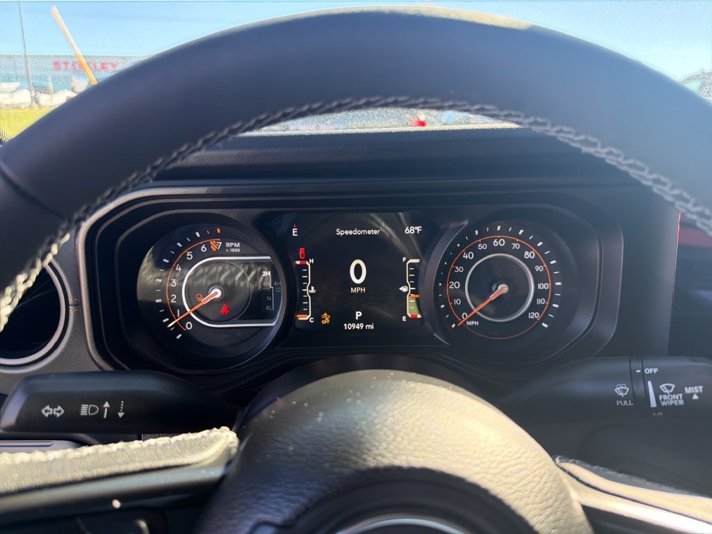 Used 2026 Black Jeep Mojave X image 19
