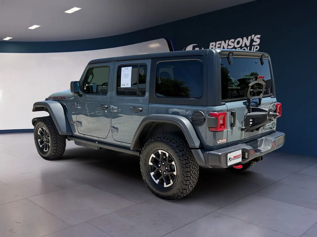 Used 2026 Gray Jeep Rubicon image 3