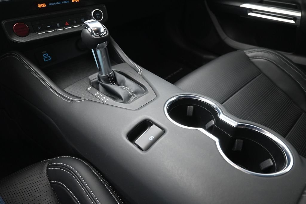 Used 2025 White Ford GT Premium image 9