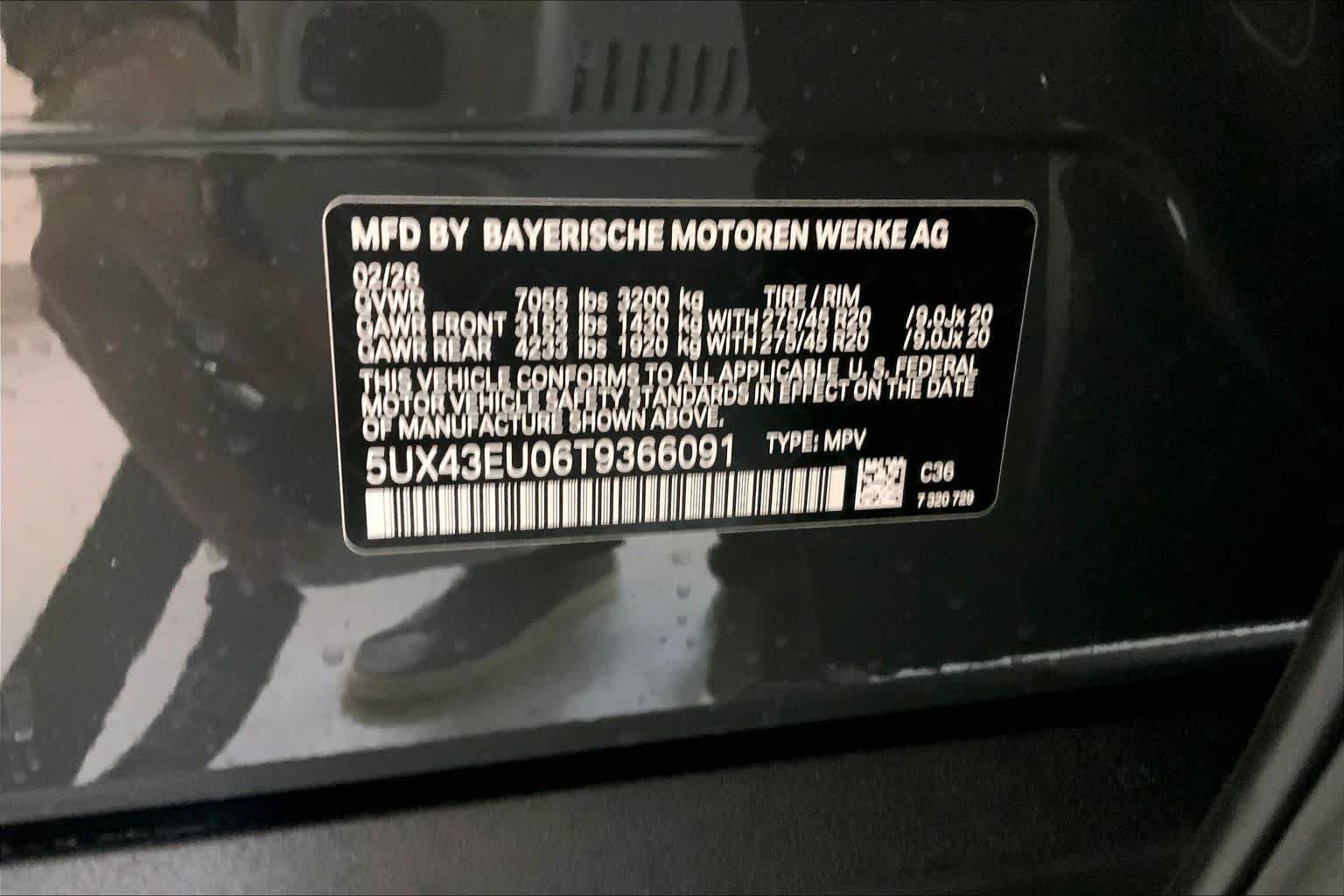 New 2026 Dravit Grey Metallic BMW xDrive50e image 21