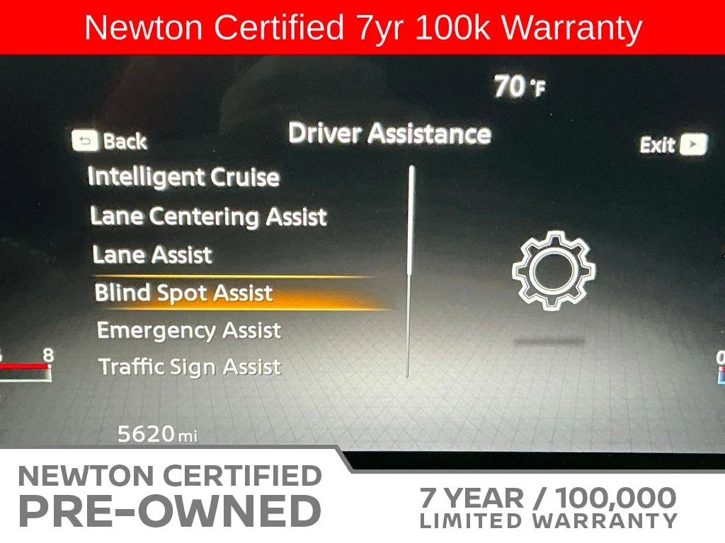 Certified Used 2025 White Pearl Nissan SL image 13