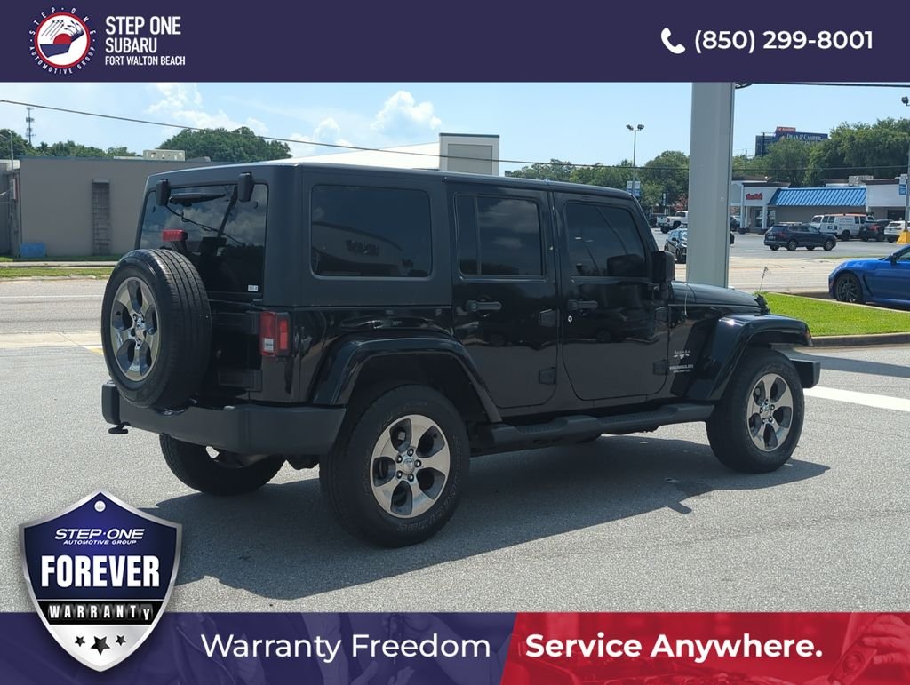 Used 2017 Black Jeep Unlimited Sahara image 7