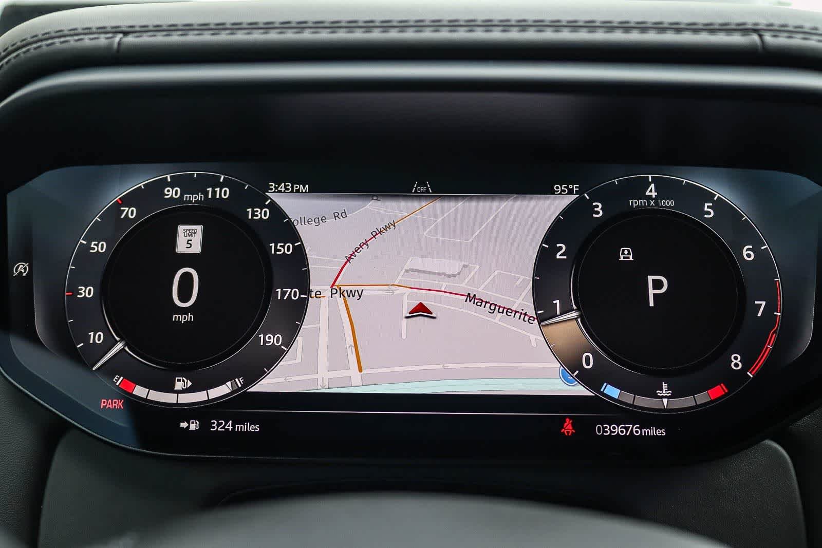 Used 2024  Land Rover SV Edition One Obsidian Black image 23