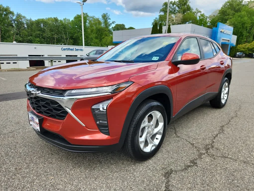 2024 Chevrolet Trax LS