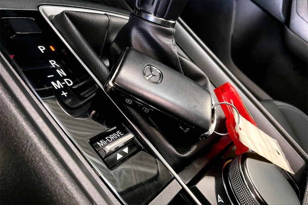 2025 MAZDA CX-50 - Image 10