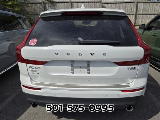 Used 2021 White Volvo T5 Momentum image 3