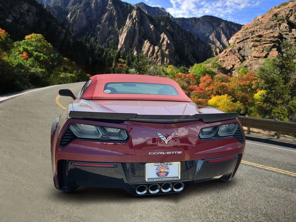 Used 2017 Red Chevrolet Z06 image 4