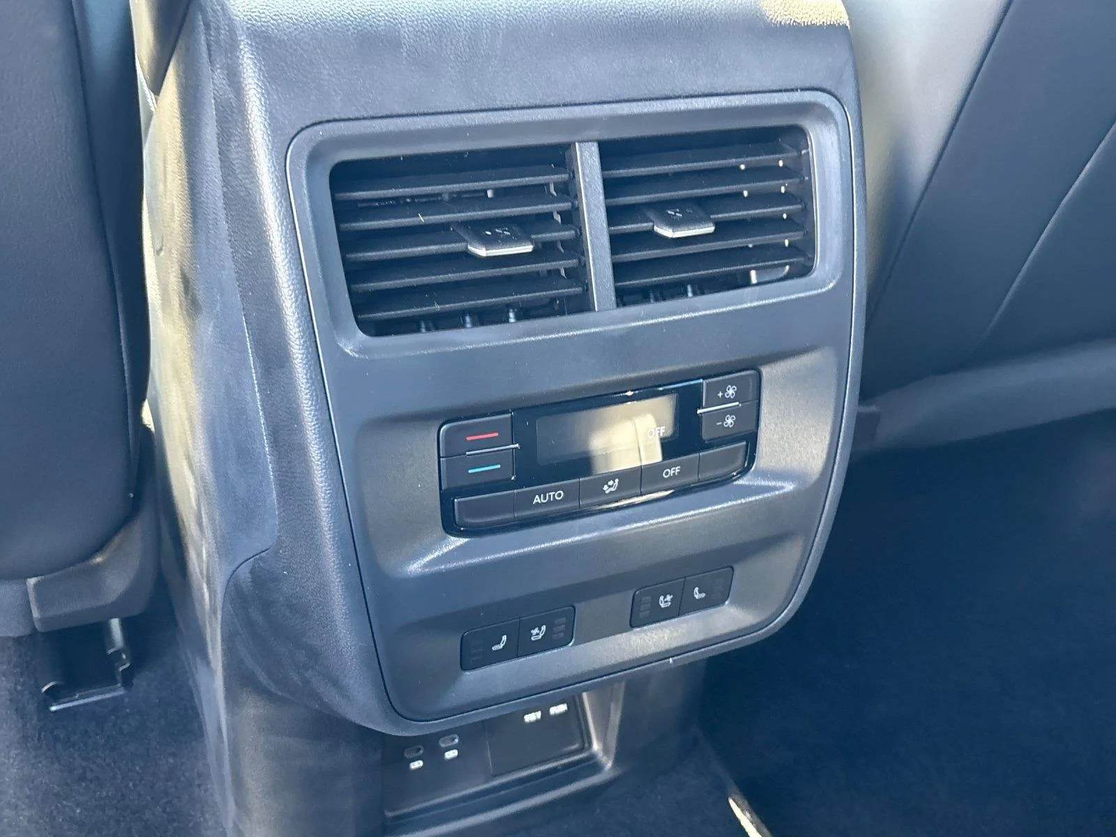 New 2027 Sandstone Volkswagen SEL Premium R-Line image 33