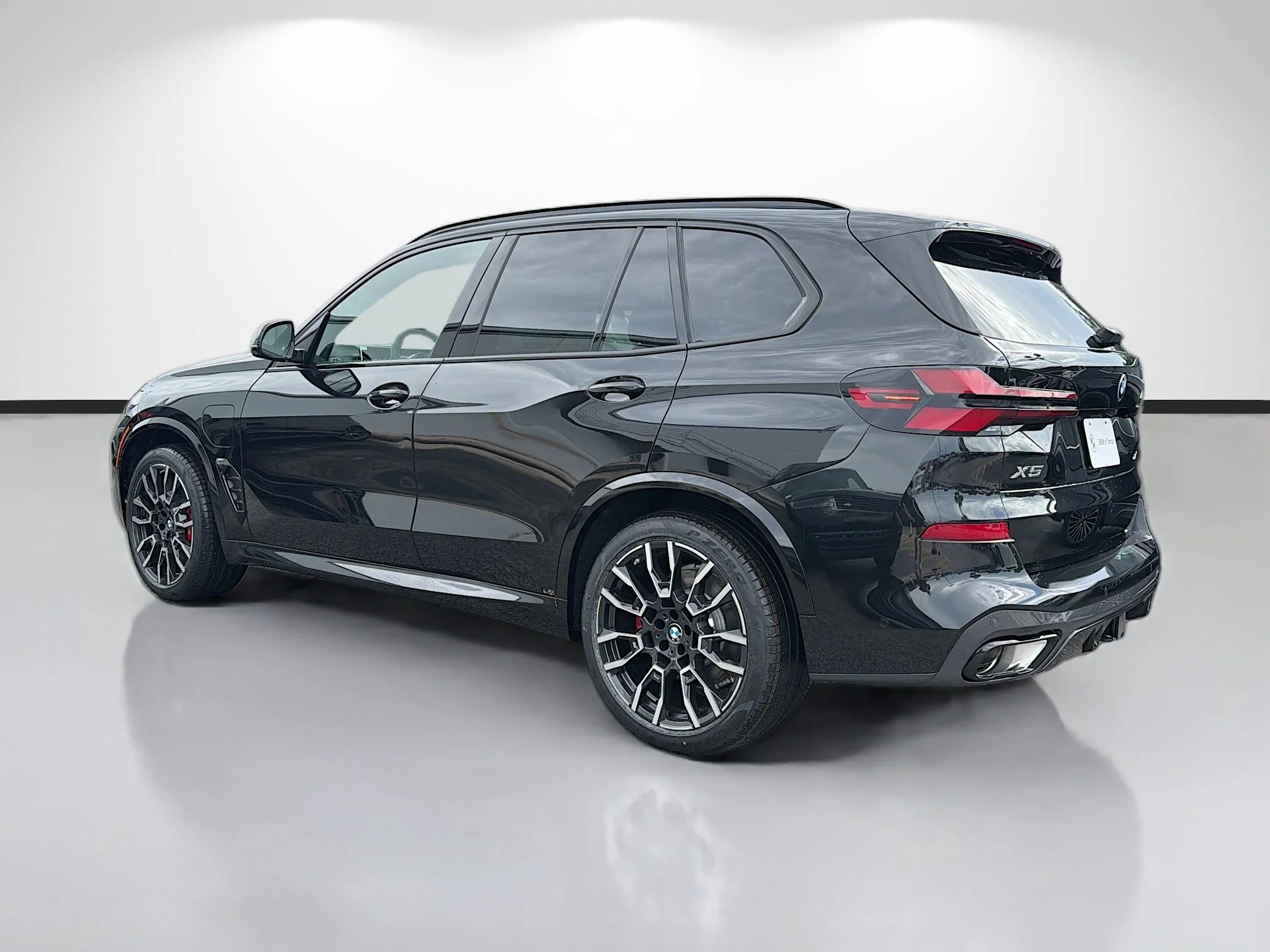 New 2026 Black Sapphire Metallic BMW xDrive50e image 5