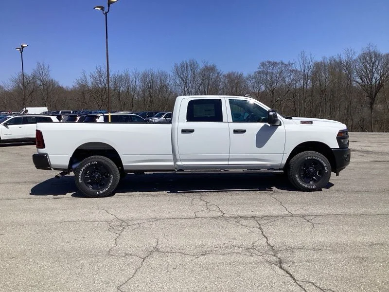 New 2026 Bright White Clear-Coat Exterior Paint RAM Tradesman image 8