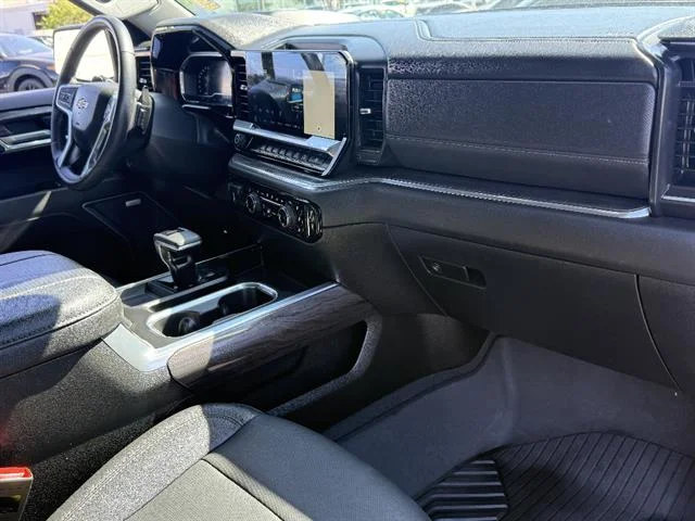 2023 Chevrolet Silverado 1500 LTZ - Photo 27