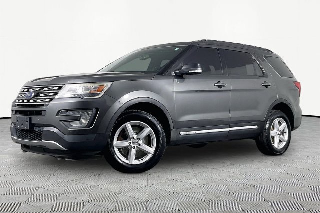 2017 Ford Explorer XLT 4WD photo