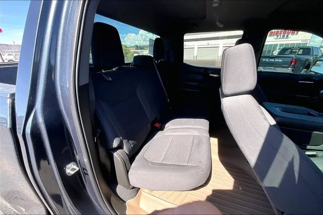 Used 2021 Gray Chevrolet LT image 29