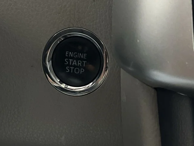 Used 2018 Gray Toyota XLE image 18