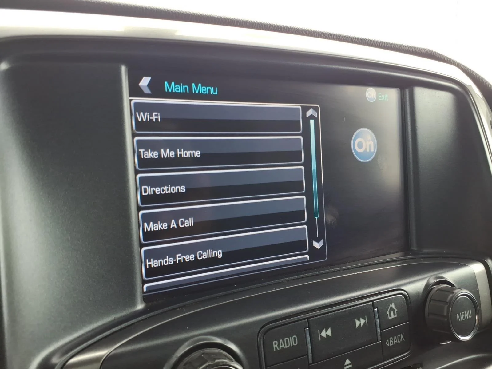 Used 2018 Summit White Chevrolet LT image 5