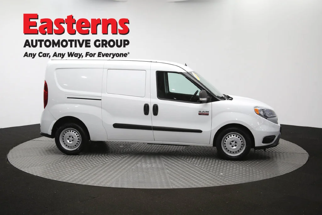 Used 2022 White Ram Base image 46