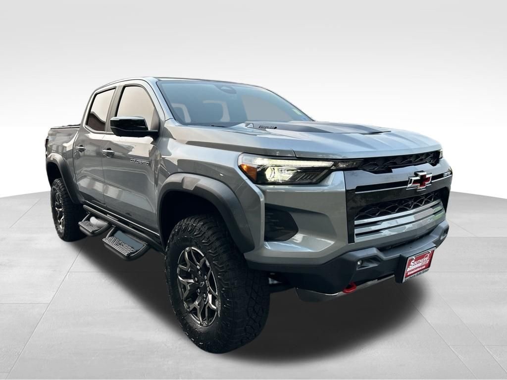 Used 2026 Gray Chevrolet ZR2 image 8