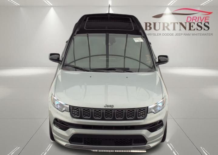 Used 2024 Silver Jeep Limited image 16