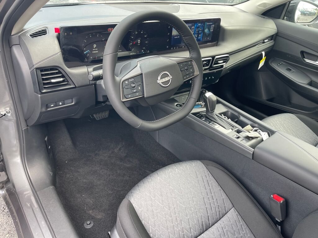 New 2027 Gun Metallic Nissan SV image 6