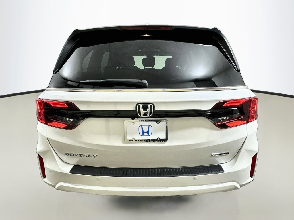 2026 Honda Odyssey Touring - Photo 6