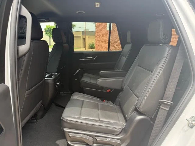 Used 2025 Summit White GMC Denali image 18