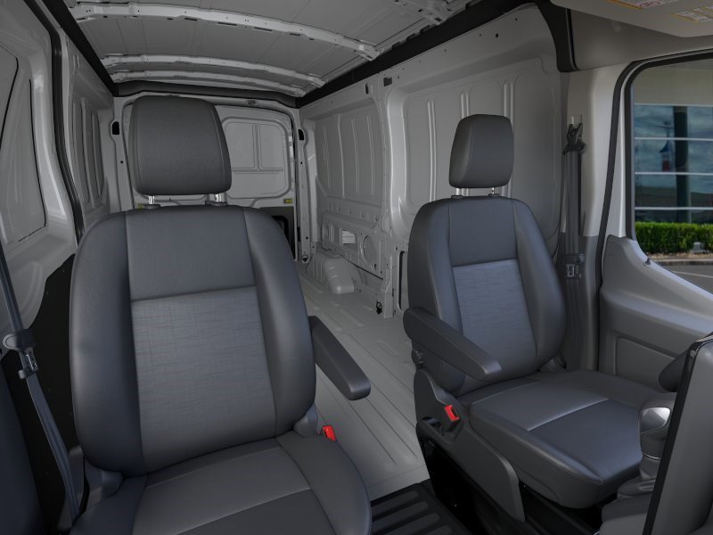 New 2026 Oxford White Ford Base image 10