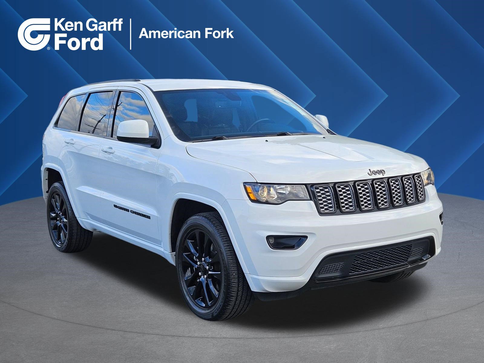 2022 Jeep Grand Cherokee Laredo X 4WD's photo