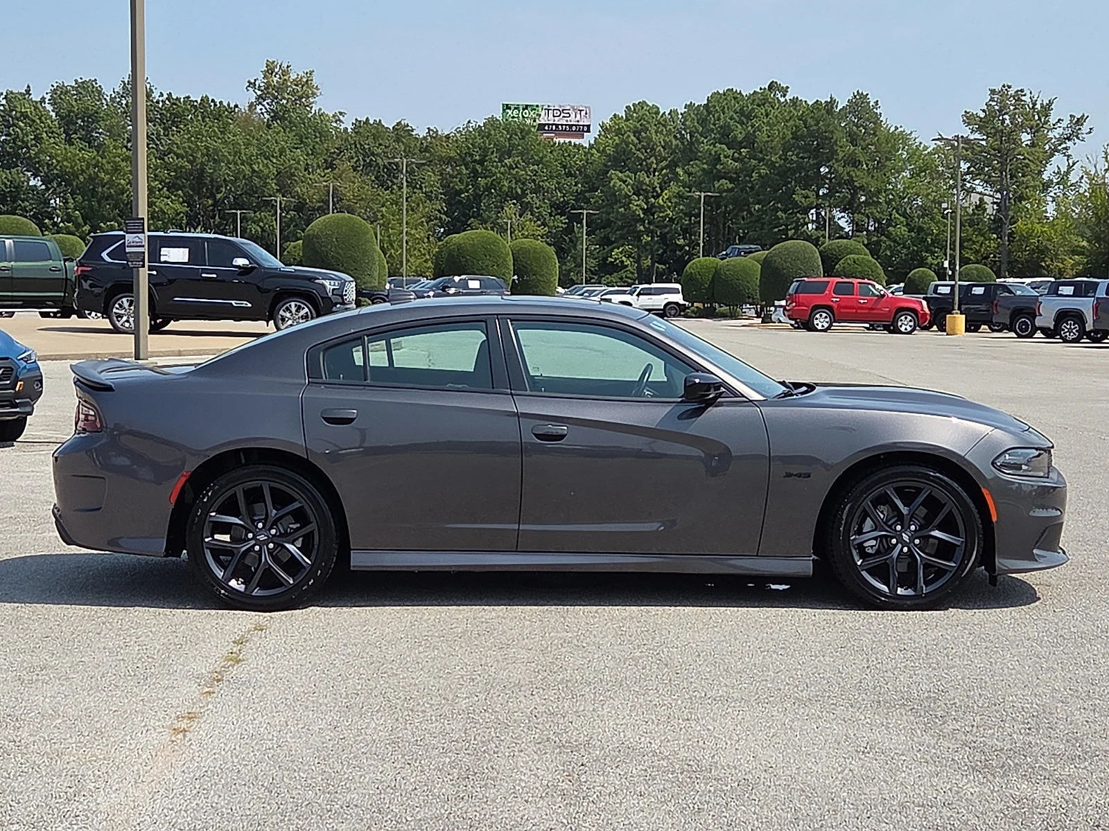 Used 2023 Granite Pearlcoat Dodge R/T image 6