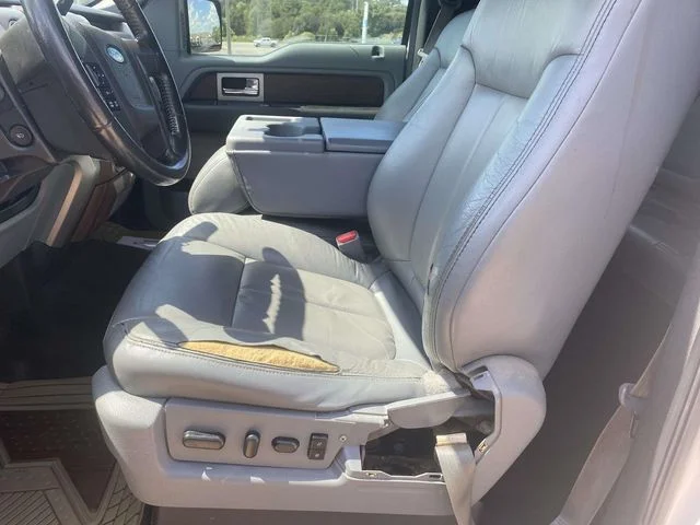 Used 2013 White Platinum Clearcoat Metallic Ford Lariat image 12
