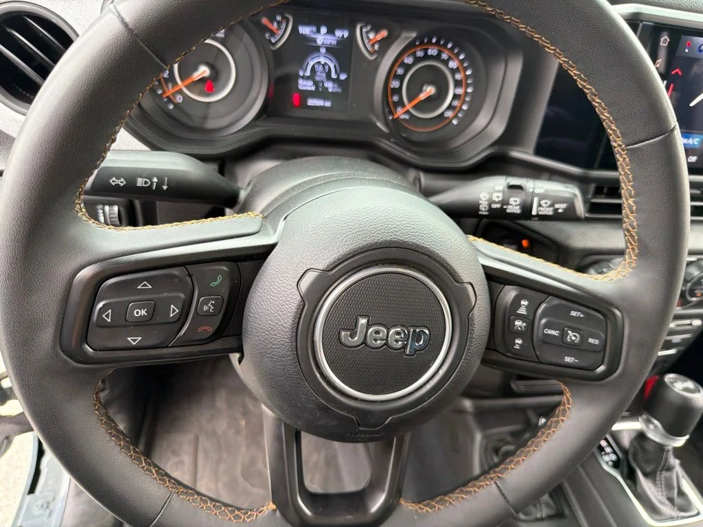 Used 2024 Gray Jeep Sport S image 14