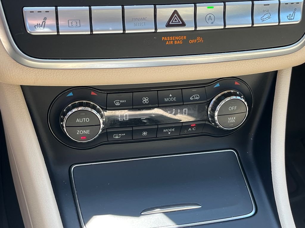 Used 2018  Mercedes-Benz GLA 250 image 21