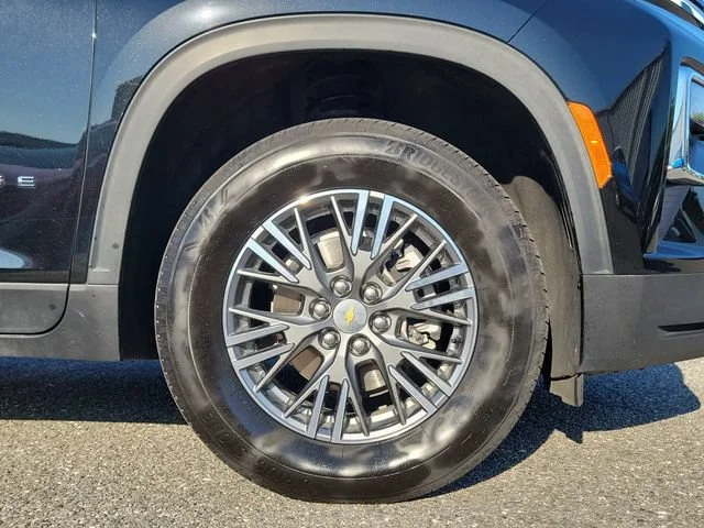 2025 Chevrolet Traverse LT - Photo 6