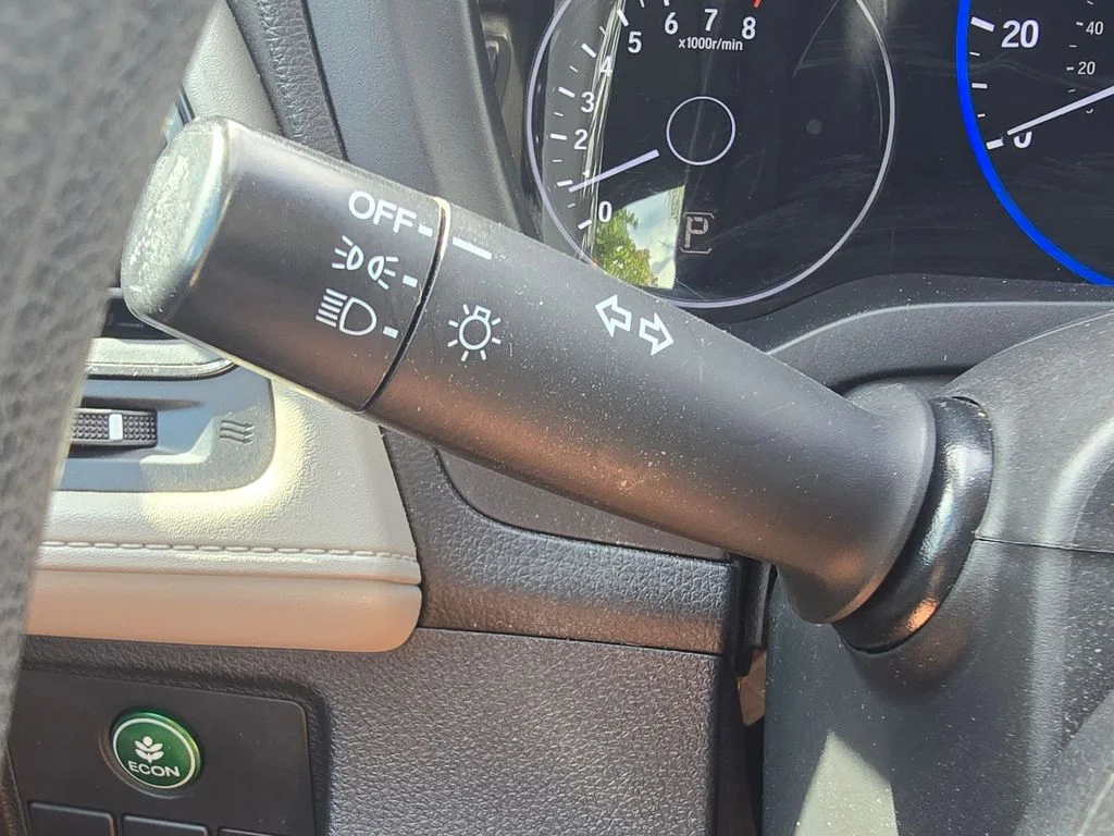 Certified Used 2019  Honda LX image 27