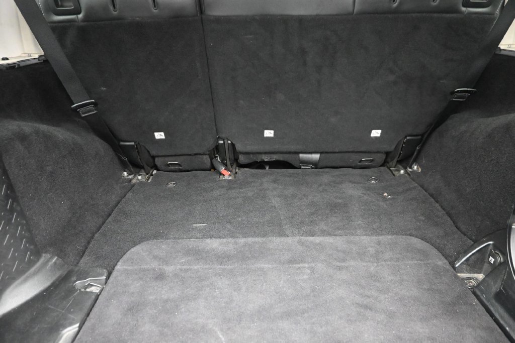 Used 2014 Gray Jeep Unlimited Sahara image 10