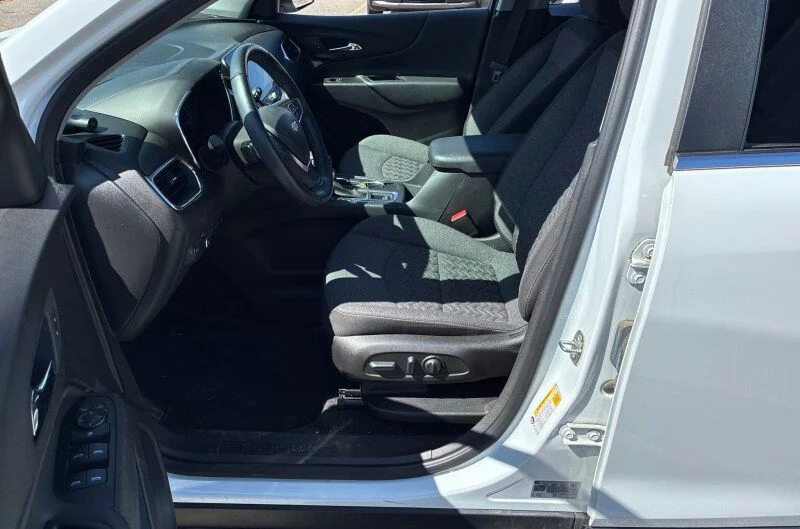 Used 2023 White Chevrolet LT image 6