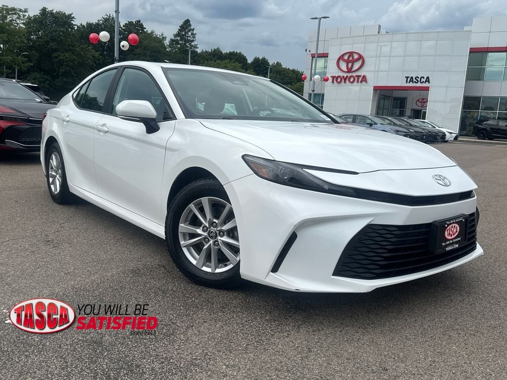 Used 2025 White Toyota LE image 1